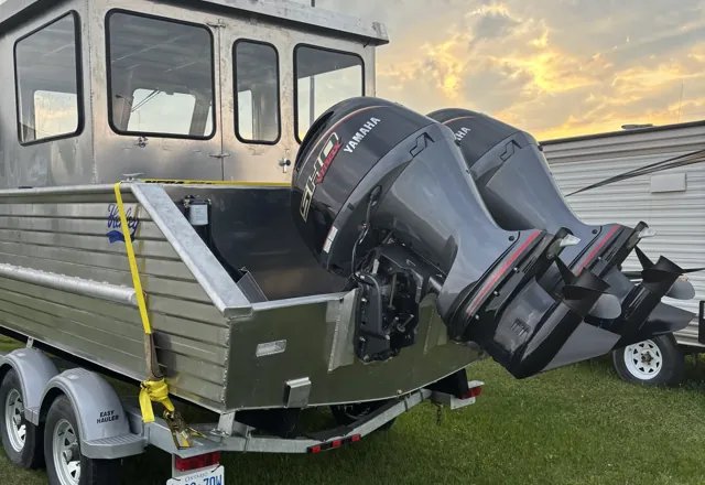 Twin Yamaha outboards